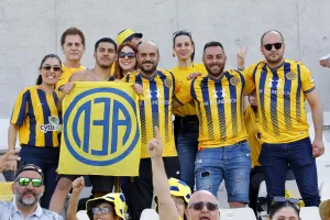 (Φωτορεπορτάζ) Φουλ... στο κίτρινο η Δυτική και το Νότιο πέταλο