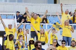 (Φωτορεπορτάζ) Φουλ... στο κίτρινο η Δυτική και το Νότιο πέταλο
