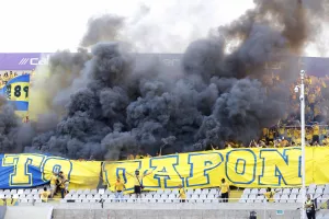(Φωτορεπορτάζ) Φουλ... στο κίτρινο η Δυτική και το Νότιο πέταλο