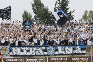 Ο κόσμος στο "Σ. Κυριακίδης"