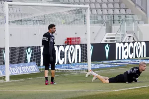 ΑΕΛ - Νέα Σαλαμίνα: Έξι γκολ, "Χ"ορταστικό παιχνίδι! (φώτος)