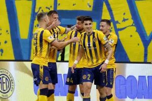 ΑΕΛ - Νέα Σαλαμίνα: Έξι γκολ, "Χ"ορταστικό παιχνίδι! (φώτος)