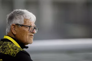 ΑΕΛ - Νέα Σαλαμίνα: Έξι γκολ, "Χ"ορταστικό παιχνίδι! (φώτος)