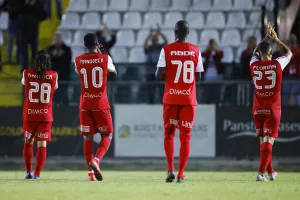 WIN-WIN/Νέα Σαλαμίνα