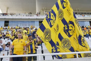 (Φωτορεπορτάζ) Φουλ... στο κίτρινο η Δυτική και το Νότιο πέταλο