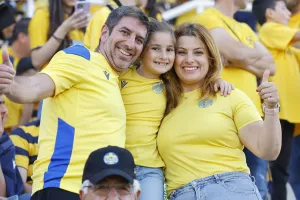 (Φωτορεπορτάζ) Φουλ... στο κίτρινο η Δυτική και το Νότιο πέταλο