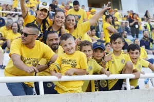 (Φωτορεπορτάζ) Φουλ... στο κίτρινο η Δυτική και το Νότιο πέταλο