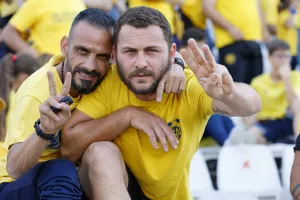 (Φωτορεπορτάζ) Φουλ... στο κίτρινο η Δυτική και το Νότιο πέταλο