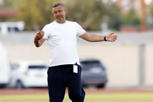 ΕΝΠ - Ολυμπιακός: Κέρδισε ξανά και ελπίζει... (φώτος)