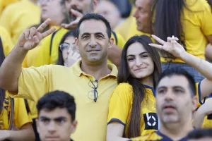 (Φωτορεπορτάζ) Φουλ... στο κίτρινο η Δυτική και το Νότιο πέταλο