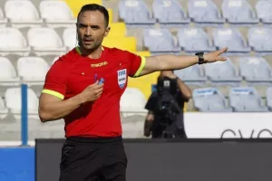 Ανόρθωση - ΑΕΛ: Τρίποντο η "Κυρία", αγωνία στους "Λέοντες" για "2" (φώτος)