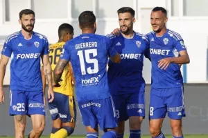 Ανόρθωση - ΑΕΛ: Τρίποντο η "Κυρία", αγωνία στους "Λέοντες" για "2" (φώτος)