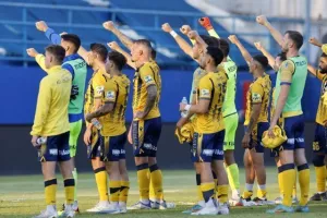 Ανόρθωση - ΑΕΛ: Τρίποντο η "Κυρία", αγωνία στους "Λέοντες" για "2" (φώτος)