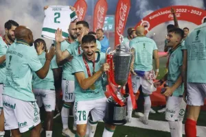 ΦΩΤΟΣ/Το σήκωσε η Ομόνοια!