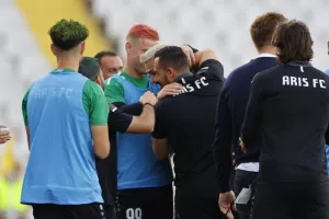 ΑΠΟΕΛ - Άρης: Φινάλε με 7 γκολ και γαλαζοκίτρινο τρίποντο (φώτος)