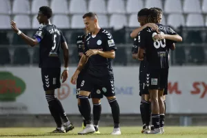 Δόξα - Ακρίτας: Oι Παφίτες έβαλαν "φωτιά" στην υπόθεση παραμονή!