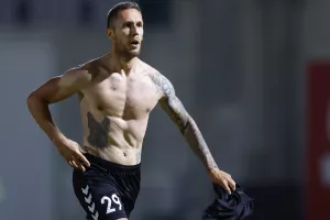 Δόξα - Ακρίτας: Oι Παφίτες έβαλαν "φωτιά" στην υπόθεση παραμονή!