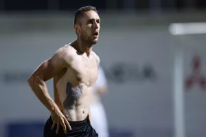 Δόξα - Ακρίτας: Oι Παφίτες έβαλαν "φωτιά" στην υπόθεση παραμονή!