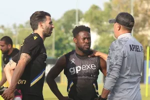 ΑΠΟΕΛ: Μετρά αντίστροφα για τον "τελικό" (φώτος)