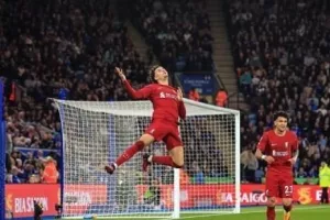 «Βλέπει» Champions League η «καυτή» Λίβερπουλ, βυθίζεται στον πάτο η Λέστερ 