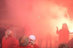 Kατσαντώνης: Καυτή... υποδοχή! (βίντεο)
