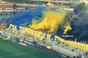 Ο ΑΕΛίστας έστειλε ένα μήνυμα με κίτρινο, μπλε και μαύρο χρώμα… 