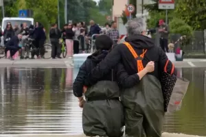 Τουλάχιστον 13 νεκροί από τις πλημμύρες στη Βόρεια Ιταλία