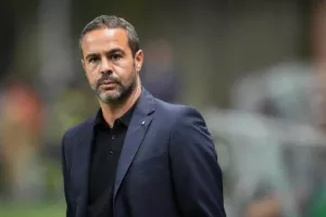 Ολυμπιακός: Προτεραιότητα ο τεχνικός διευθυντής - Υποψήφιος και ο Αρτούρ Ζόρζε για τον πάγκο