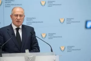 Κούσιος για Παπαχαραλάμπους: "Έχει γίνει σκοπός της ζωής του να καταστρέψει τον Αναστασιάδη"