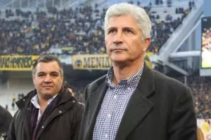 Μανωλάς: «Χρονιά σταθμός για την ΑΕΚ, έπεισε τους αντιπάλους ότι το άξιζε»