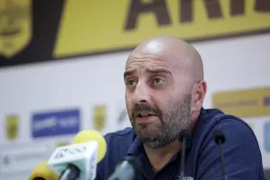 Θρήνος στο ελληνικό ποδόσφαιρο - Πέθανε ο Παύλος Μυροφορίδης