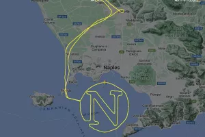 Τρελαμένος Ναπολιτάνος πανηγύρισε το πρωτάθλημα σχεδιάζοντας με την πτήση του το "Ν"