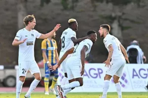Ξανά 1-1