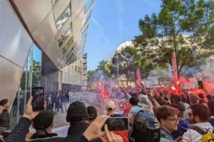 Αυξάνει τα μέτρα ασφαλείας η Παρί υπό τον φόβο επεισοδίων από τους οπαδούς
