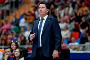 «Θέλει να επιστρέψει στην Ισπανία ο Πασκουάλ, στα 200.000 δολ. η ρήτρα του»