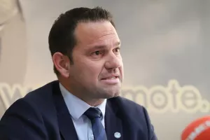 Προειδοποίηση από Νεοφυτίδη