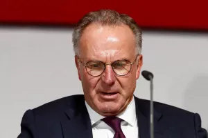 Μπάγερν: Επέστρεψε ο Ρουμενίγκε ως μέλος του Δ.Σ. των Βαυαρών