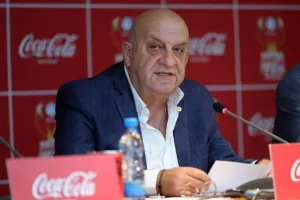 Κούμας/φάκελοι
