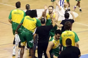 Κυπελλούχος η Πετρολίνα ΑΕΚ!