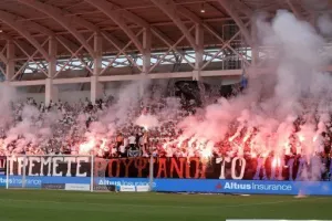 (Φωτορεπορτάζ) Ο κόσμος στο Απόλλων - ΑΠΟΕΛ