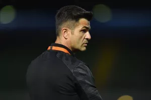 Καρμιώτισσα - Δόξα: Ο Ελ Αλουχί της χάρισε το τρίποντο από την "άσπρη" βούλα