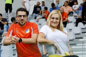 (Φωτορεπορτάζ) Ο κόσμος στο Απόλλων - ΑΠΟΕΛ