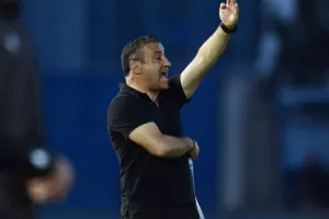 Καρμιώτισσα - Δόξα: Ο Ελ Αλουχί της χάρισε το τρίποντο από την "άσπρη" βούλα