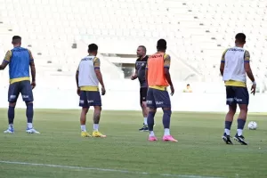 ΑΕΛ - Καρμιώτισσα: Τριάρα και διαχείριση με φόντο τον τελικό (φώτος)