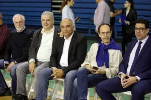 Κυπελλούχος η Πετρολίνα ΑΕΚ!