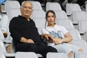 (Φωτορεπορτάζ) Ο κόσμος στο Απόλλων - ΑΠΟΕΛ