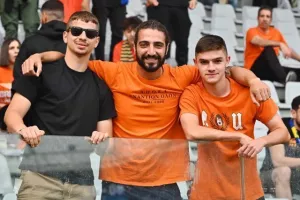 (Φωτορεπορτάζ) Ο κόσμος στο Απόλλων - ΑΠΟΕΛ