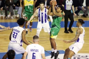 Κυπελλούχος η Πετρολίνα ΑΕΚ!