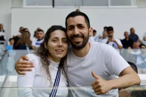 (Φωτορεπορτάζ) Ο κόσμος στο Απόλλων - ΑΠΟΕΛ