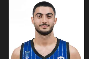 Αποχωρήσεις από την Ανόρθωση